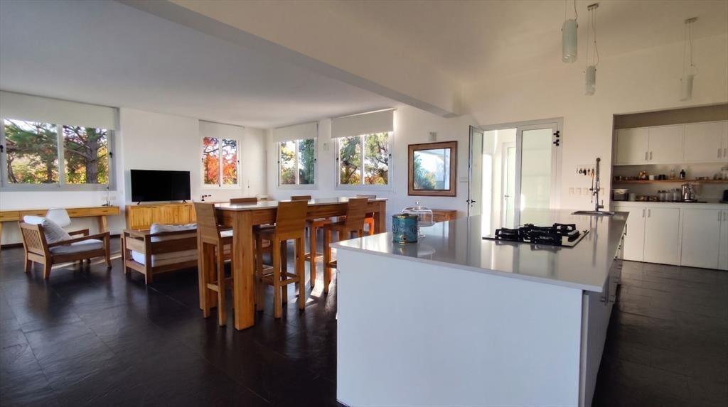 Exclusiva Casa 4 Suites en Venta en Village & Golf