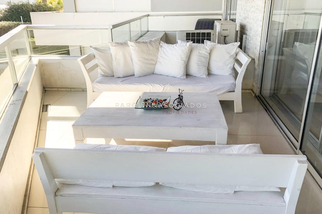Apartamento En Venta Edificio Espigon Frente Al