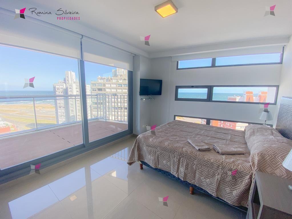 Piso alto en Brava, 2 suites más toilette
