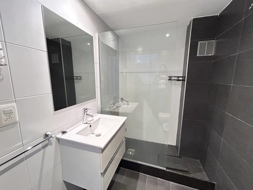 Venta de Apartamento con 1 dormitorio y garaje en Punta Carr