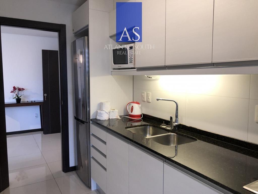 Apartamento de 3 dormitorios con servicios Punta
