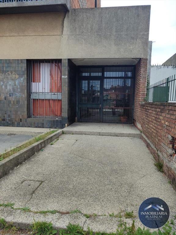 Venta de apartamento de 4 dormitorios y 2 baños en Unión
