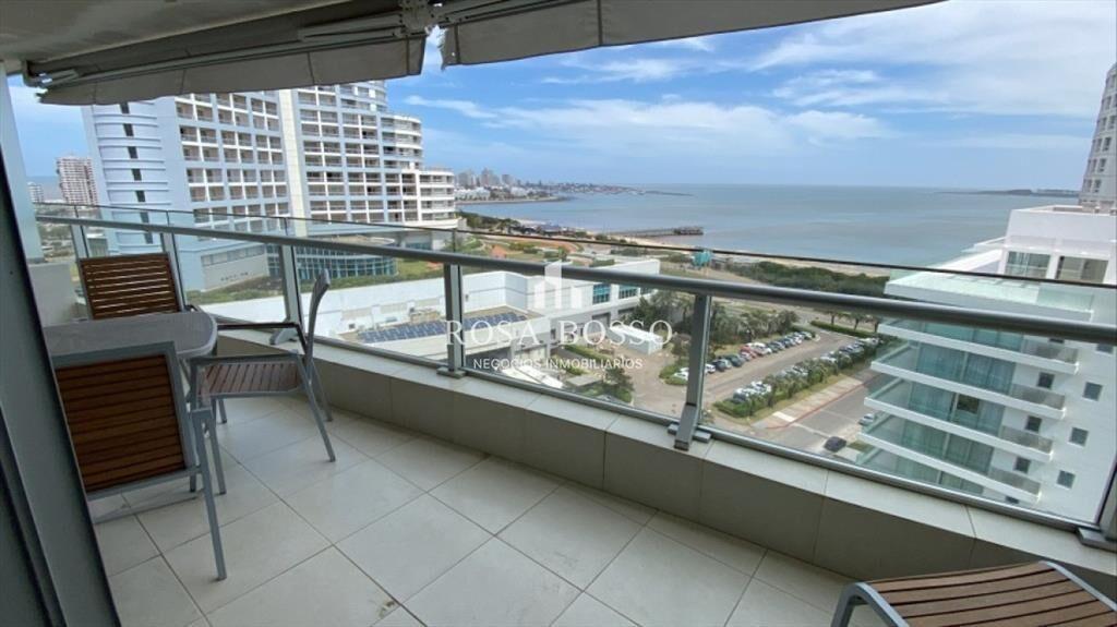 Apartamento en alquiler temporario Playa Mansa 2