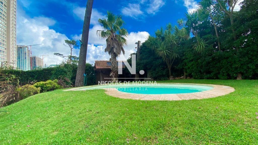 Casa en Venta y Alquiler, Mansa, Punta del Este, 4 Dormitor