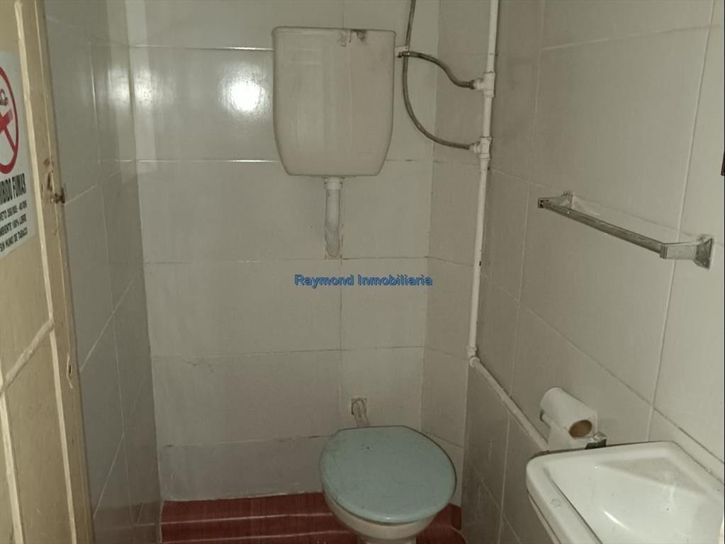 Venta local 339m2 sobre Av. 8 de octubre