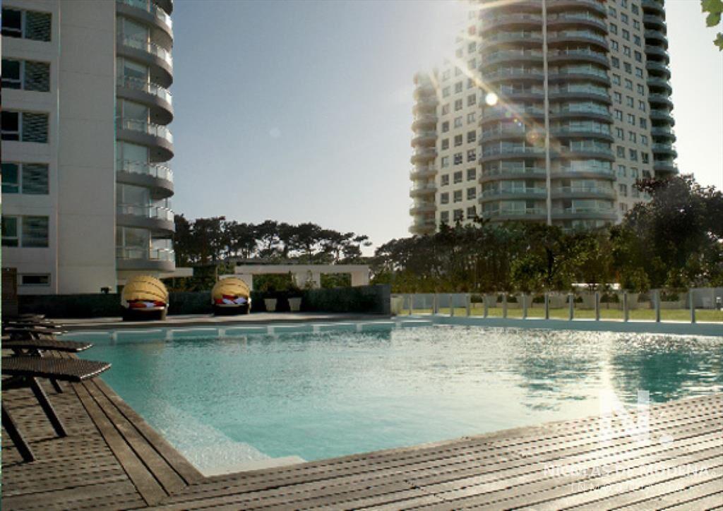 VENTA DE APARTAMENTO DE  DORMITORIO EN OCEAN DRIVE