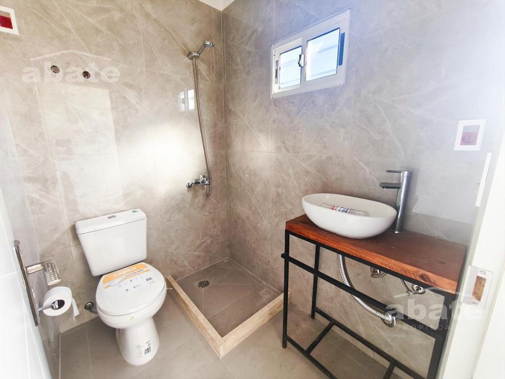Casa de 1 dormitorio en Neptunia Sur. Gran Terreno