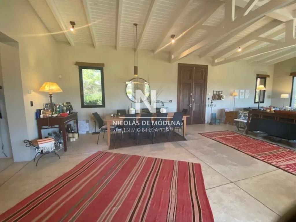 Chacra con 5 dormitorios a la venta en Punta ,