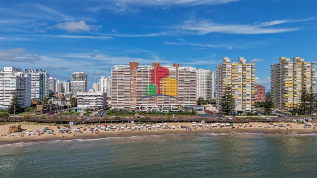 Apartamento en venta - Playa Mansa, Punta del