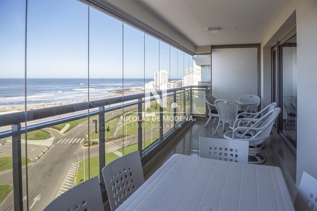 En alquiler apartamento de 3 dormitorios en Brava- Punta de