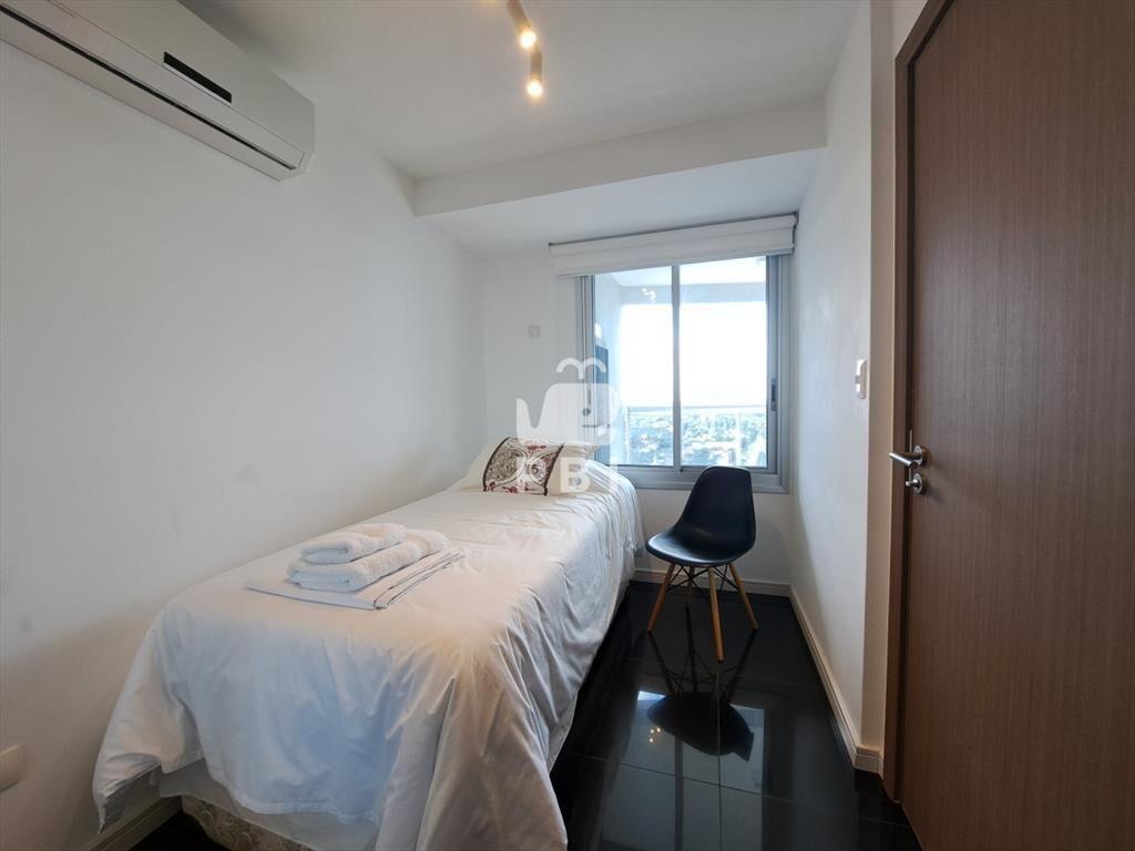 Alquiler de apartamento 2 dormitorios en Punta del este, Ma