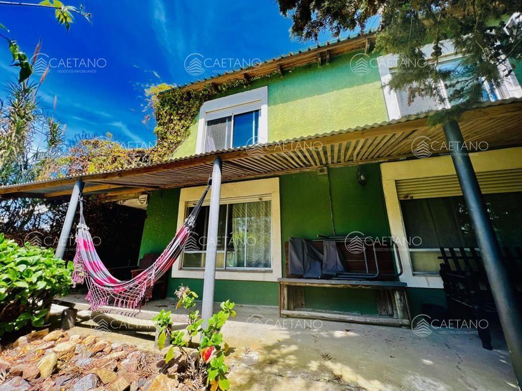 VENTA Y ALQUILER : CASA 3 DORMITORIOS + LOFT BS