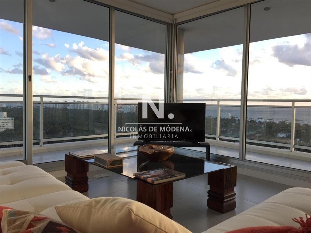 Departamento En Venta De 2 Dormitorios En Punta