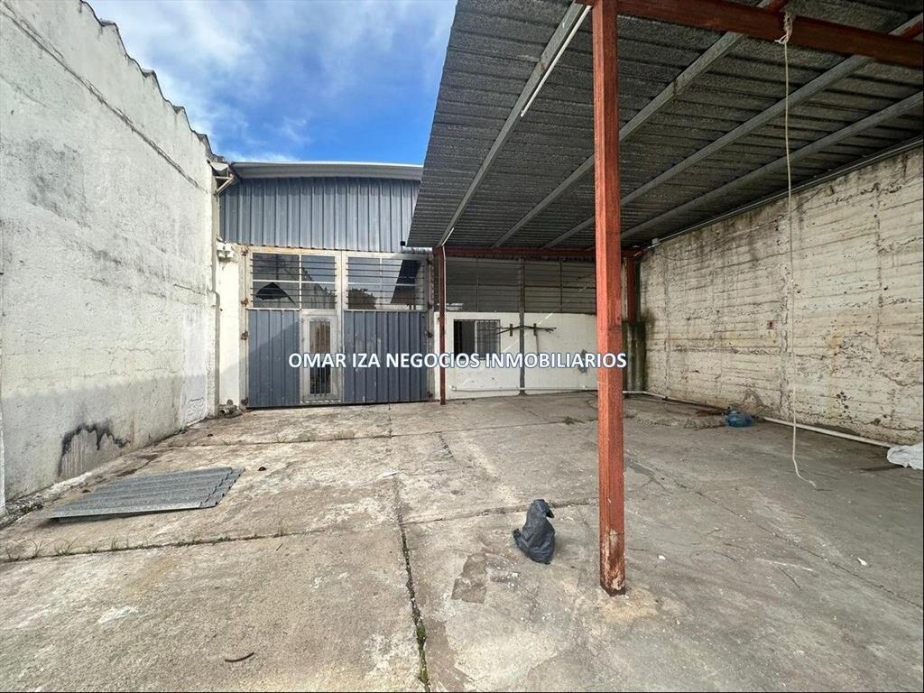 Venta casa + galpón en Barrio Ituzaingó, prox Hipodromo de