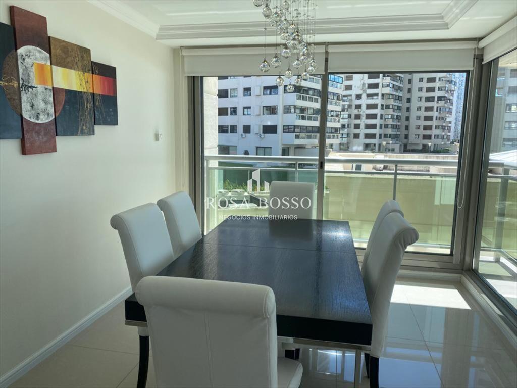 Apartamento 2 dormitorios 3 baños garaje Punta