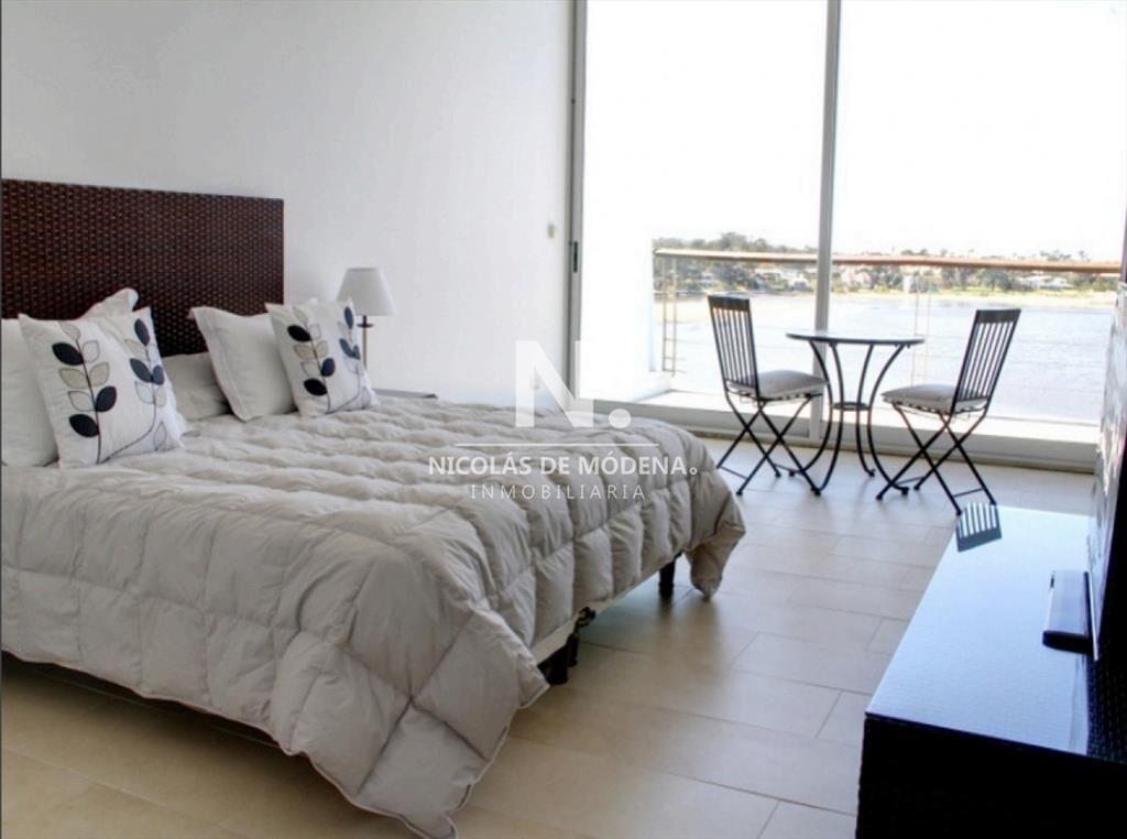 Hermoso Penthouse en La Barra