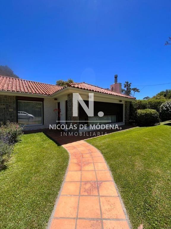 Vende espectacular casa con 3 dormitorios, y en