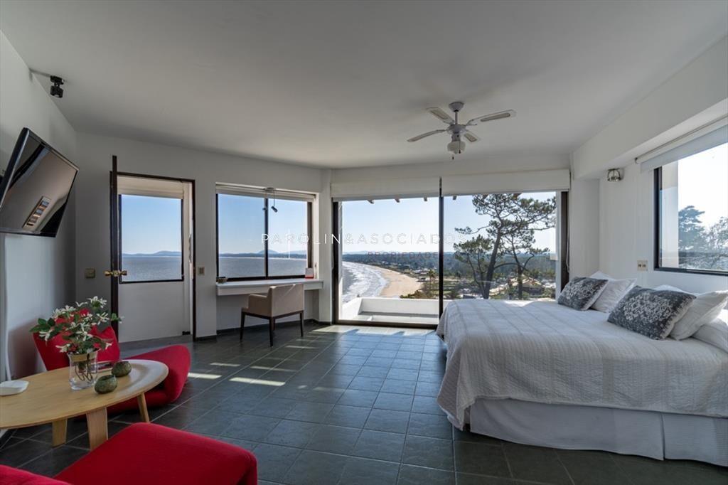 Casa de 4 dormitorios en venta, Punta del Este.