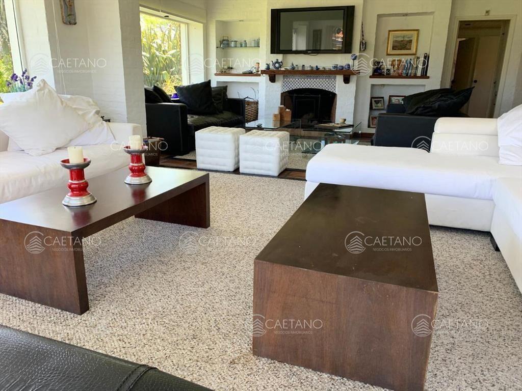 Venta casa 6 dormitorios - Playa Mansa, Punta del