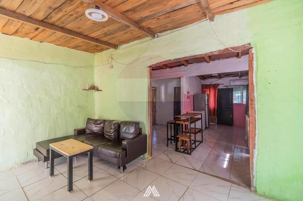 VENTA TERRENO 881M2 CASA Y MONOAMBIENTE A RECICLAR