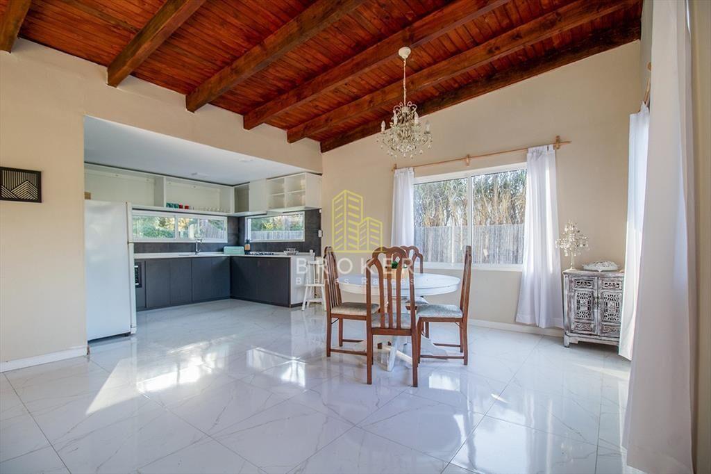 Oportunidad en venta de casa en barrio privado, 3