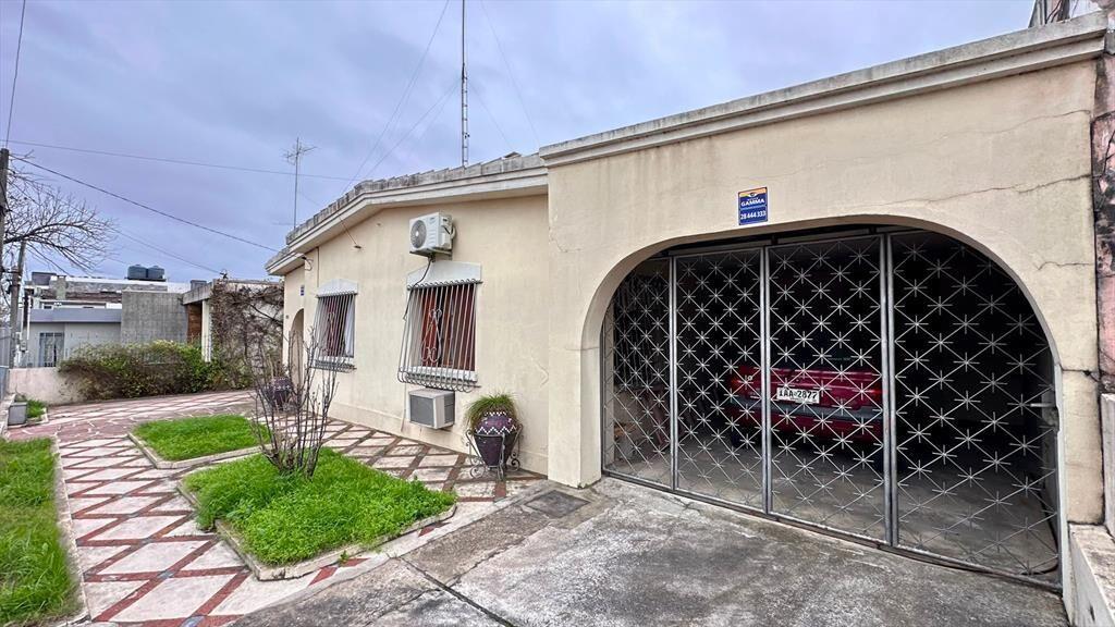GRAN CASA EN VENTA 5 DORMITORIOS