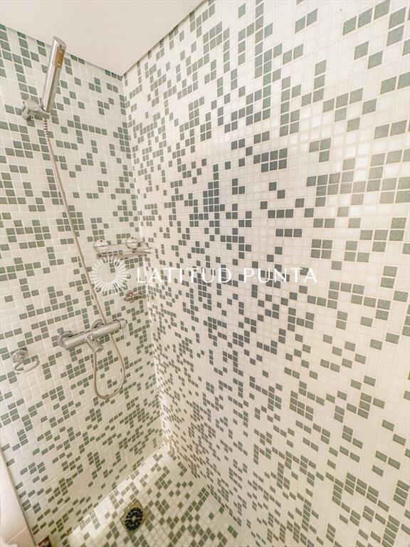 Mansa, apartamento de 3 dormitorios