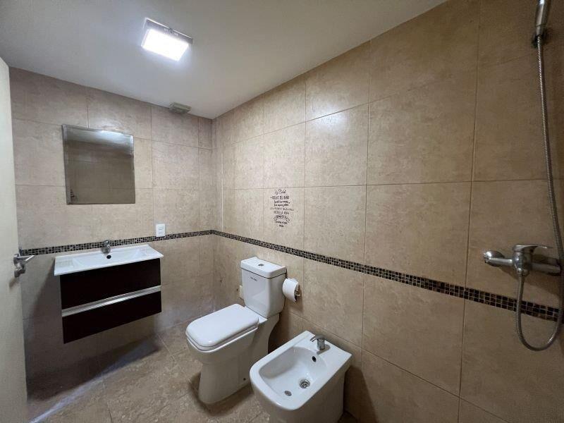 Venta apartamento 1 dormitorio rentado Gral. Flores Nuevo C