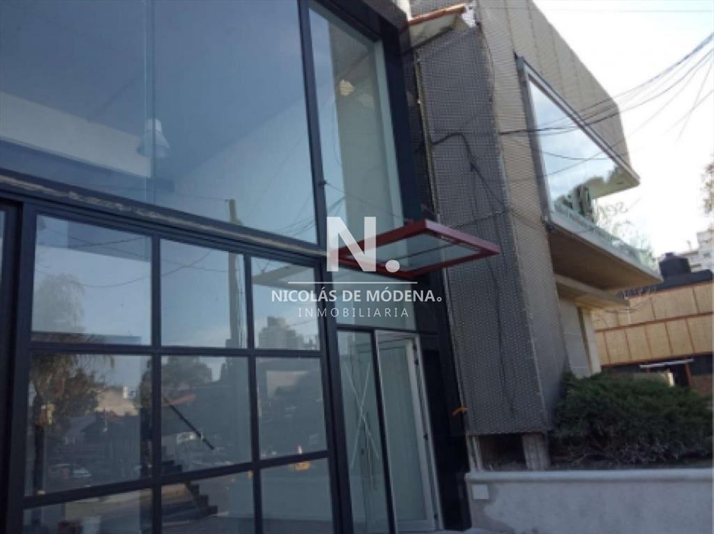 Se vende Local con Renta en Pocitos