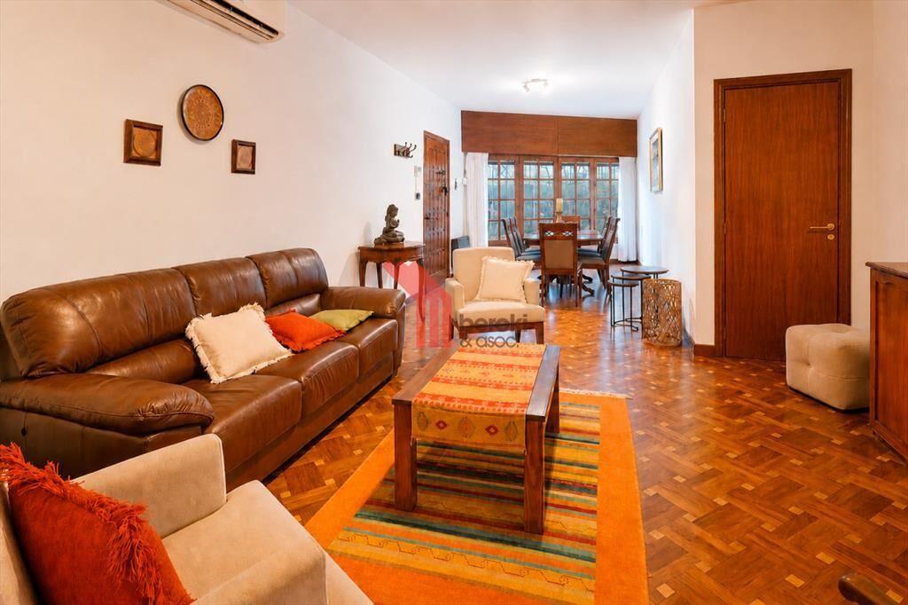 Venta casa de 3 dormitorios y altillo en Carrasco