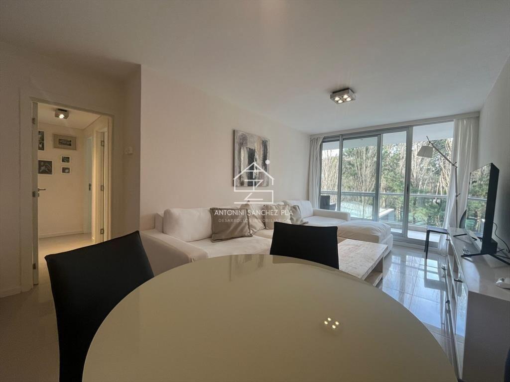 Apartamento de 2 dormitorios en Edificio Be Punta , Punta d