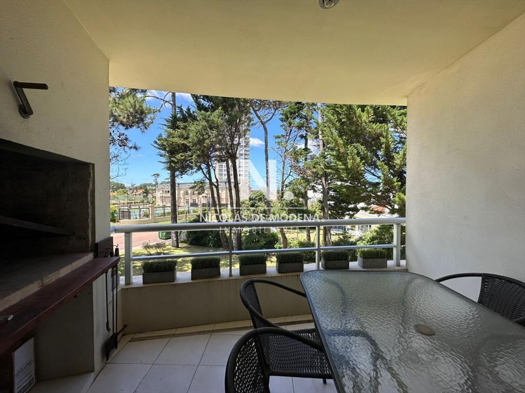 En alquiler apartamento de 2 dormitorios con Parrillero pro