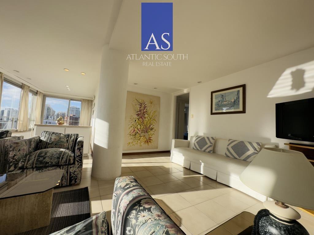 Apartamento en venta 2 dormitorios con vista y en