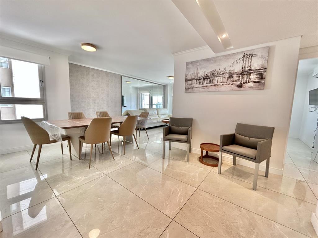 VENTA APARTAMENTO 2 DORMITORIOS EDIFICIO MIAMI II