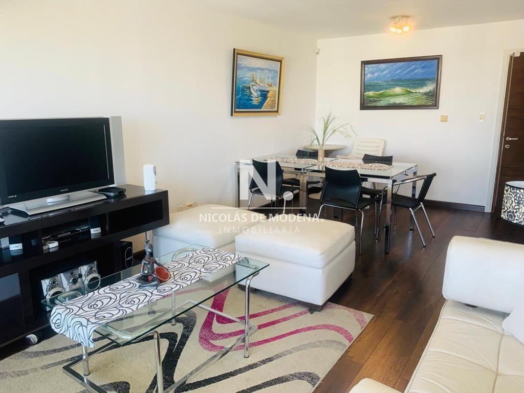 DEPARTAMENTO EN PISO ALTO EN JARDINES DEL COUNTRY