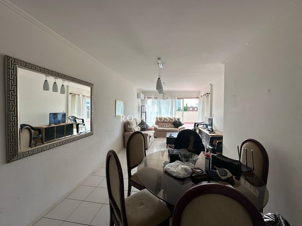 Apartamento en venta y alquiler de 3 dormitorios