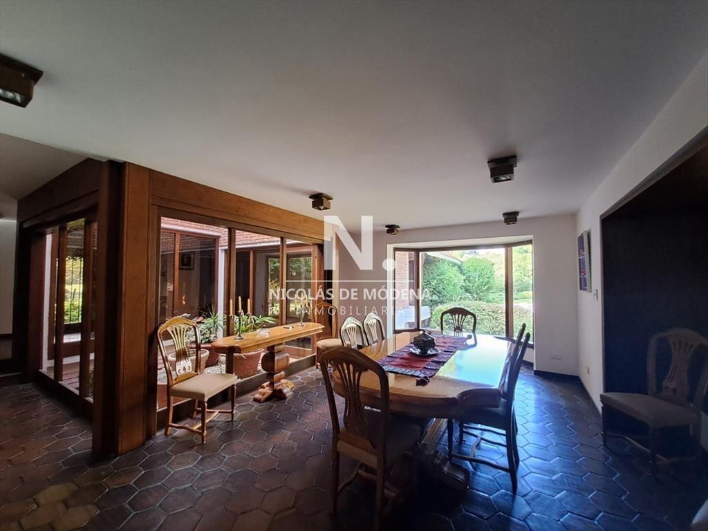 Espectacular chalet de gran tamaño, zona del