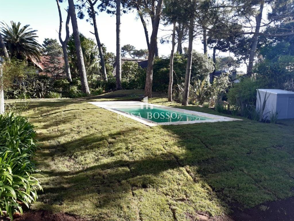 Propiedad a pasitos de la brava