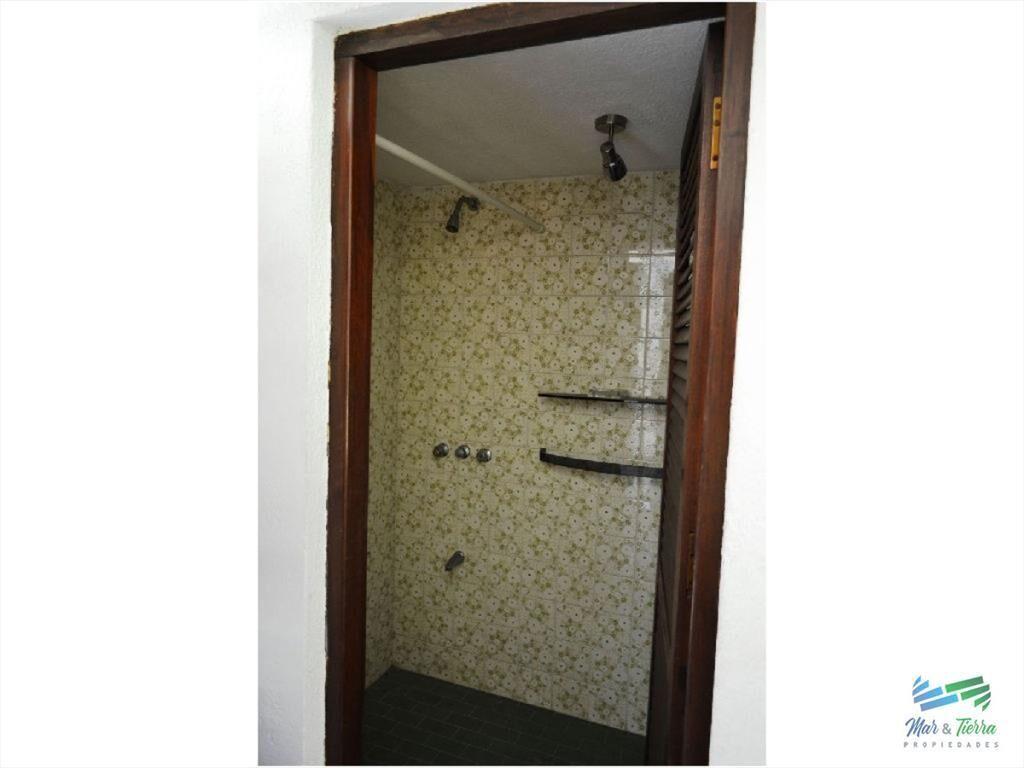Casa en venta. Zona Cantegril. Punta del este.