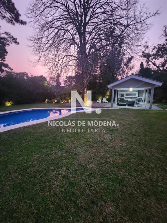 Casa en Venta de 4 dormitorios en Playa Mansa , ,