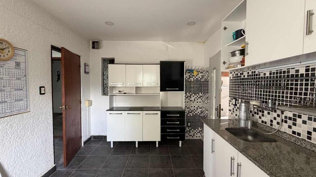 Vendo casa 3 Dormitorios  galpón  Barros Blancos