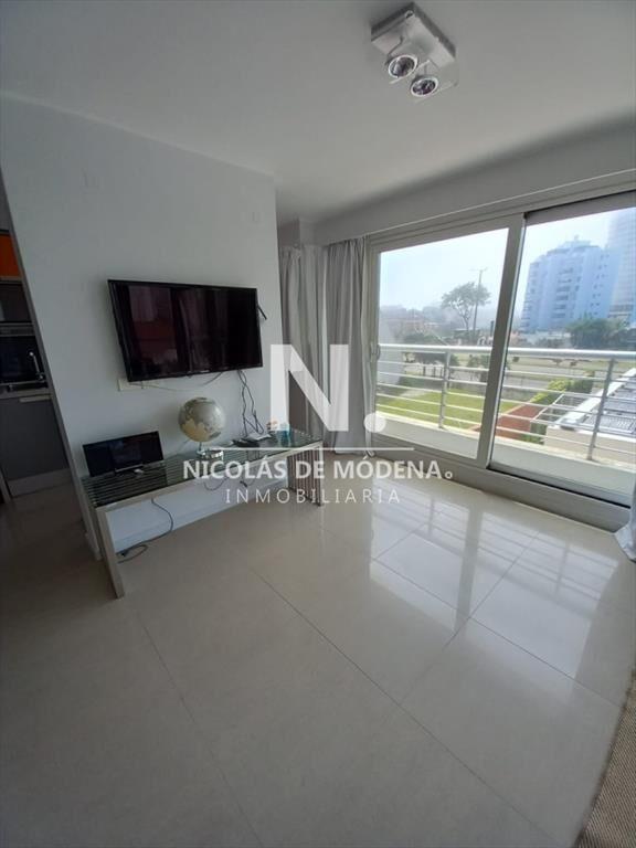 Departamento en venta de 1 suite en Alexander