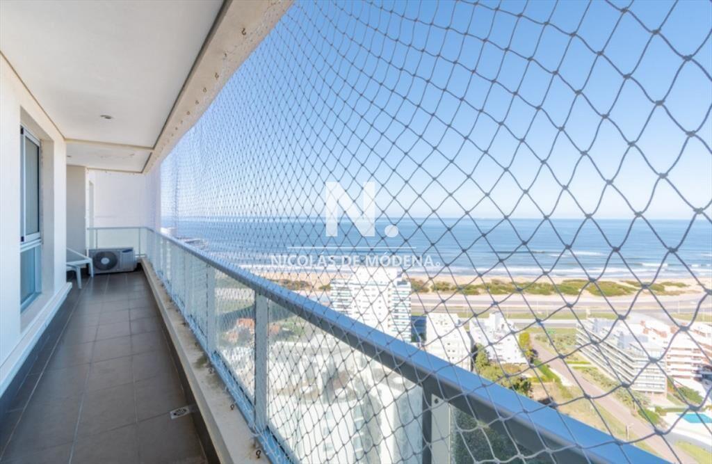 Vende apartamento de 2 dormitorios en Brava