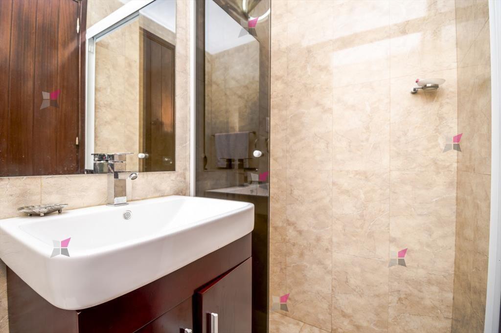 VENTA DE CASA DE 4 DORMITORIOS EN MANSA PUNTA DEL