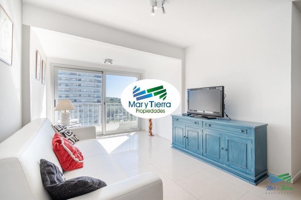 Vendo apartamento 3 dormitorios Roosevelt Punta