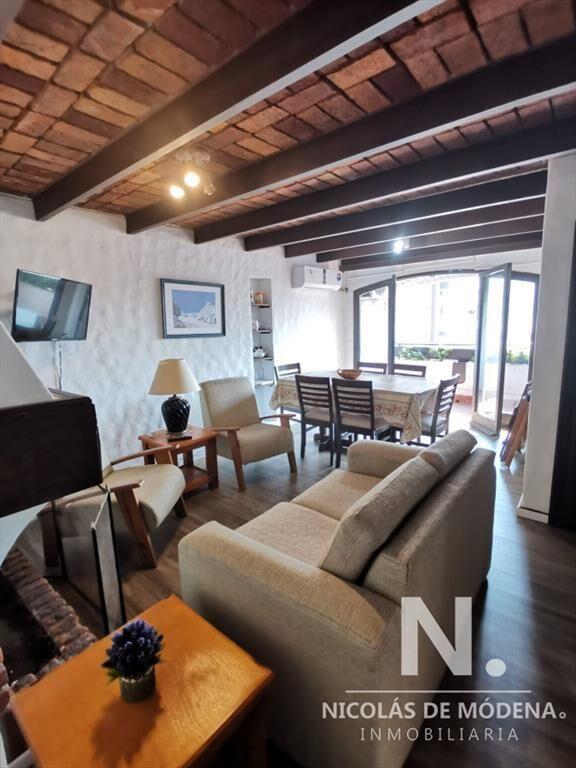 Apartamento en Peninsula de 3 dormitorios + dependencia en