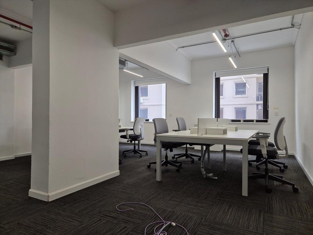 - ALQUILER - OFICINA PRIVADA - COWORK - PLAZA INDEPENDENCIA