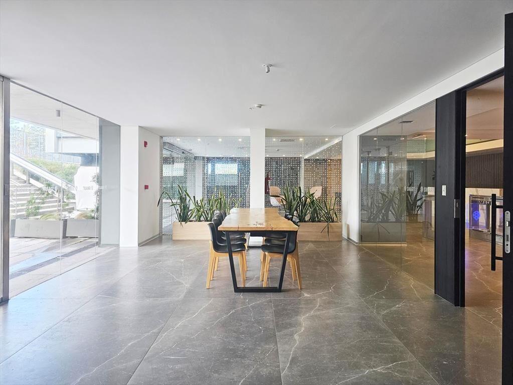 ALQUILER o VENTA - OFICINAS DE CATEOGRIA - CARRASCO