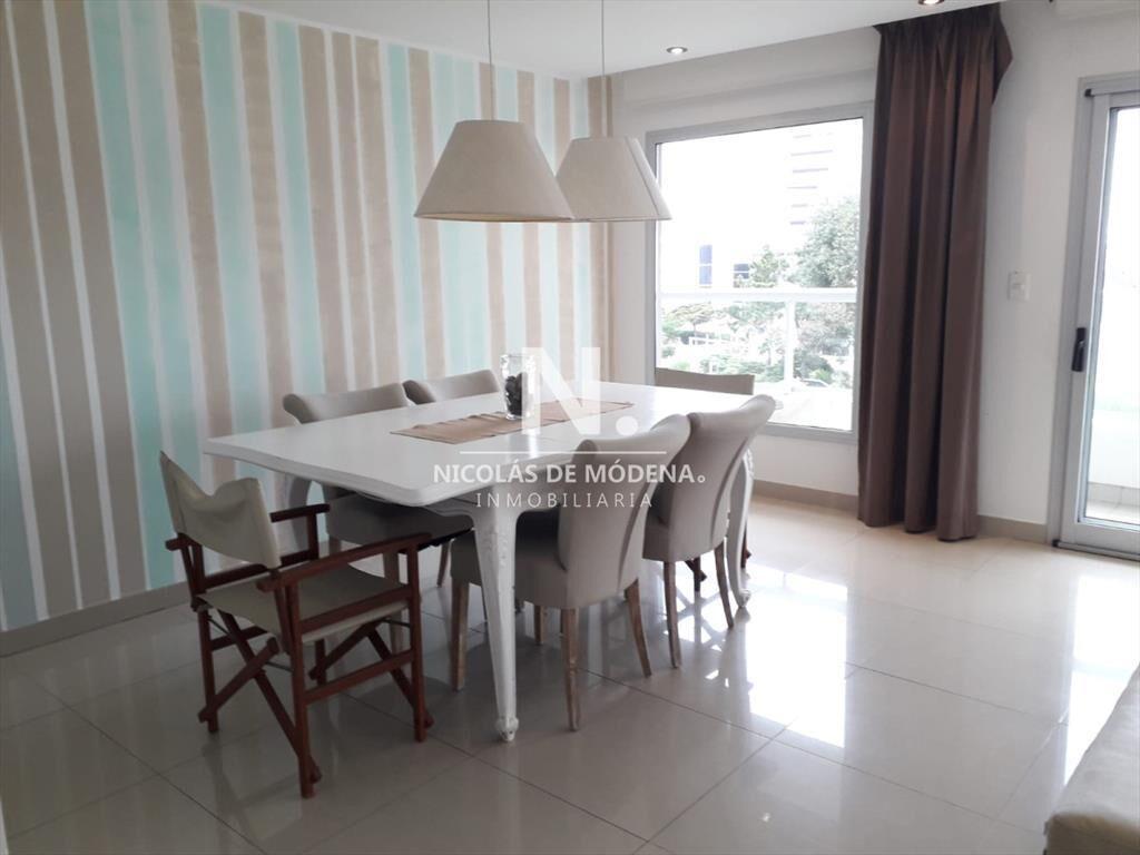 apartamento a metros de playa brava