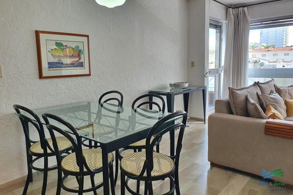 En venta apartamento 3 dormitorios con parrillero propio y
